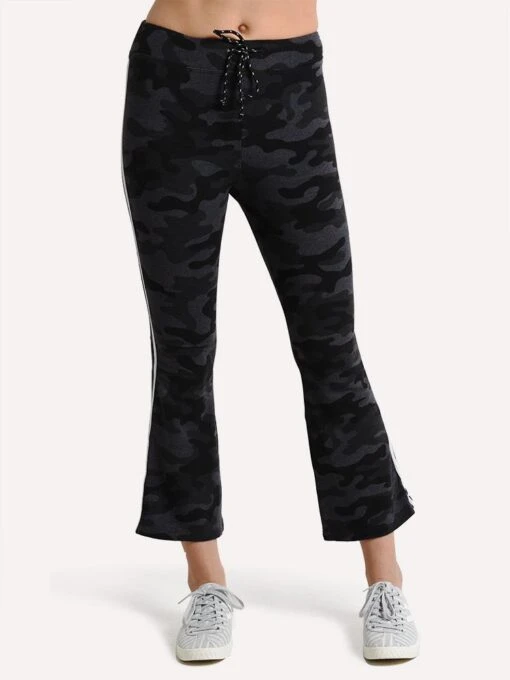 Sundry Camo Kick Flare Pant -Clothing Line Store 05r c30t11 charcoal