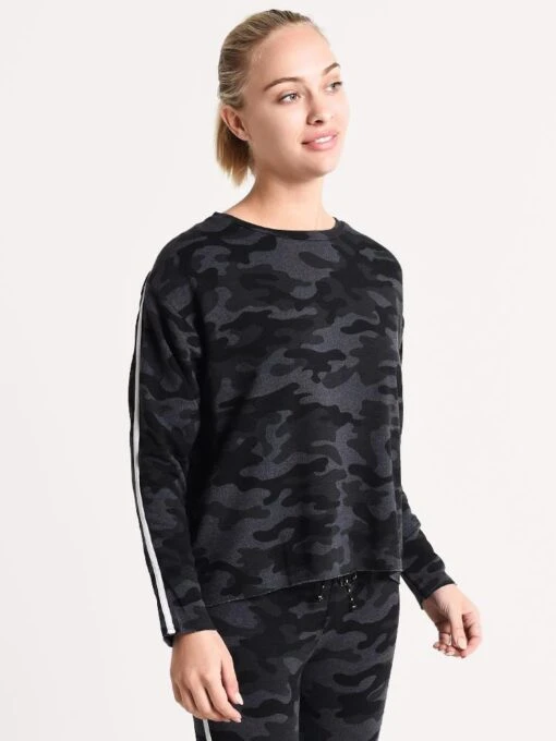 Sundry Camo Cut Off Sweatshirt -Clothing Line Store 05r f23t11 charcoal